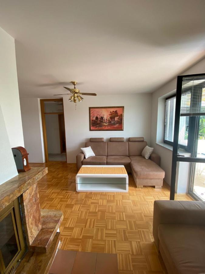Moni Apartment ปอร์โตรอซ ภายนอก รูปภาพ